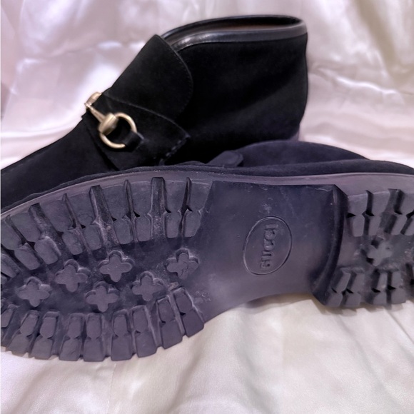 Gucci Black Suede Loafers with Gold Accent - Picture 3 of 4